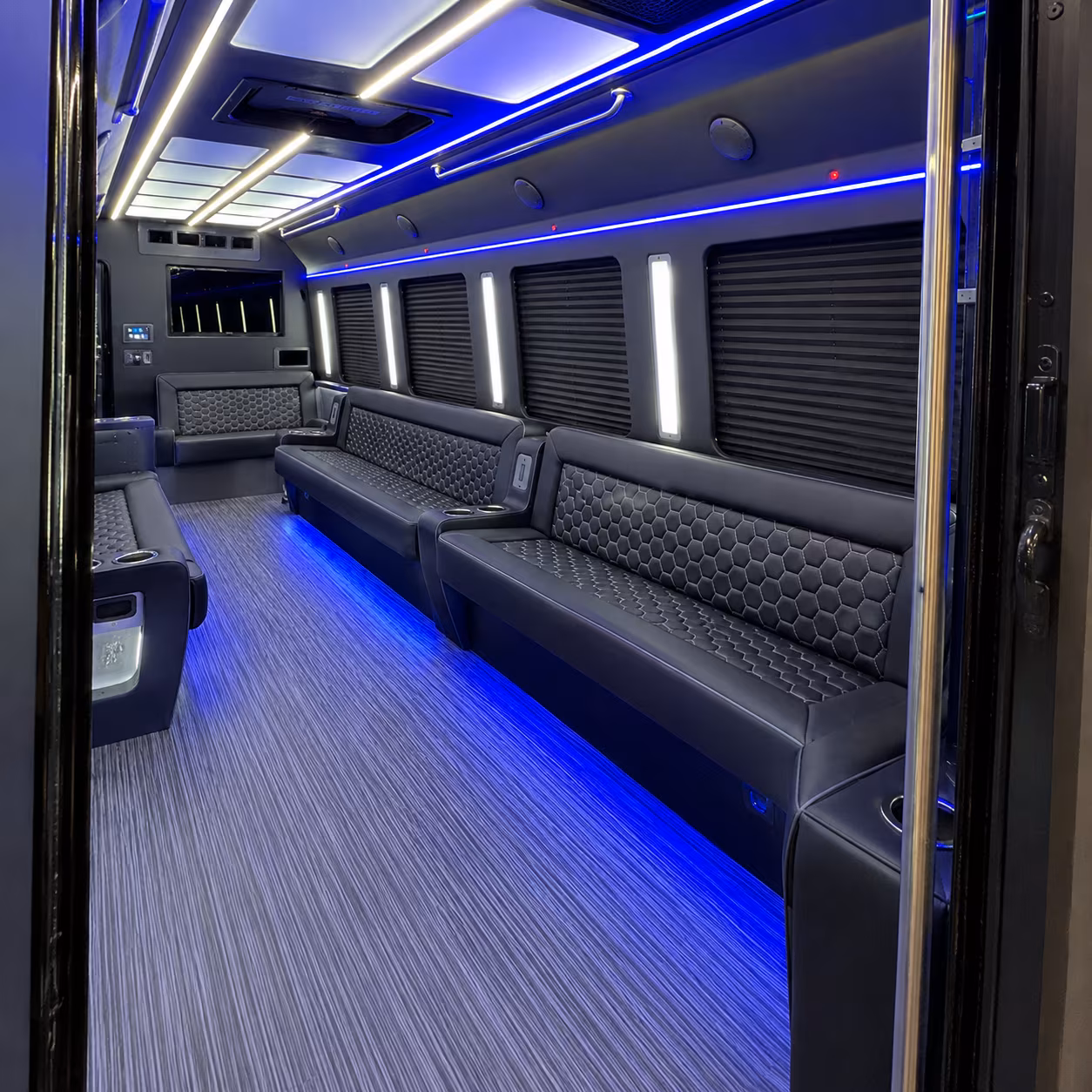Rent a Bus to Los Alamitos Race Course