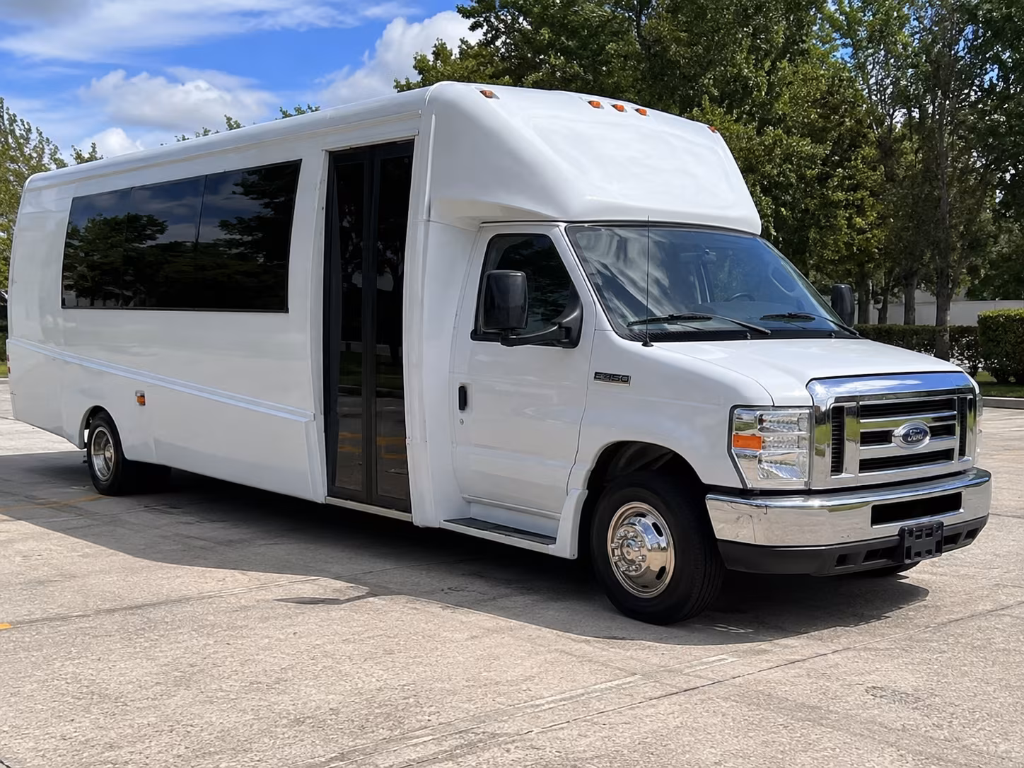 Buena Park Sporting Event Transportation