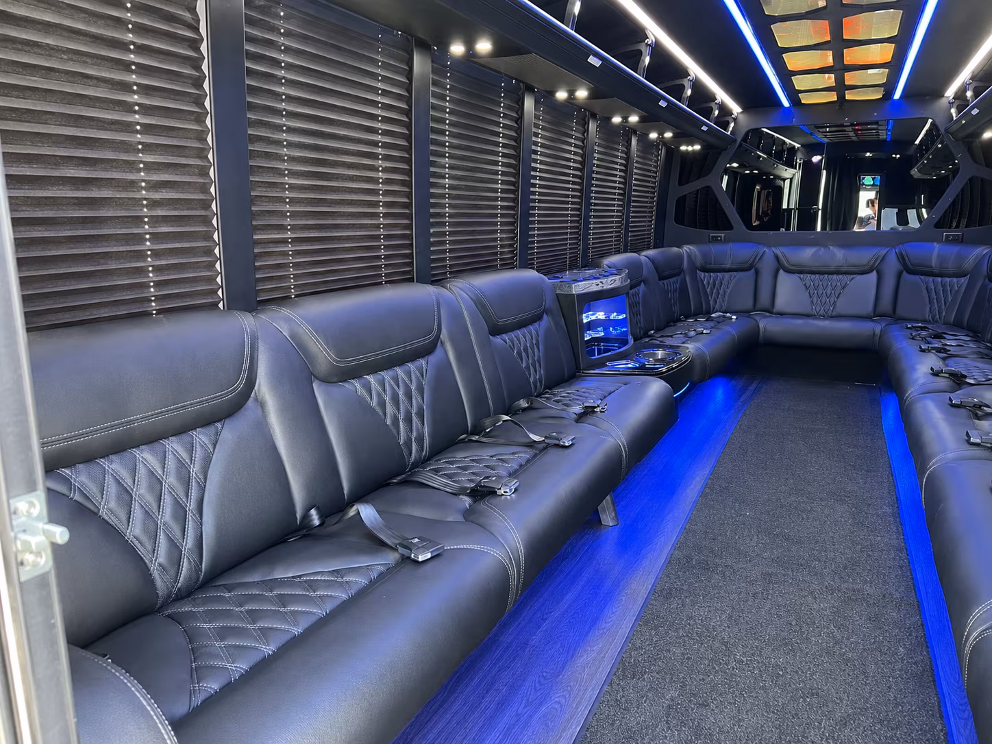 Lakewood Homecoming & Prom Party Bus Rentals