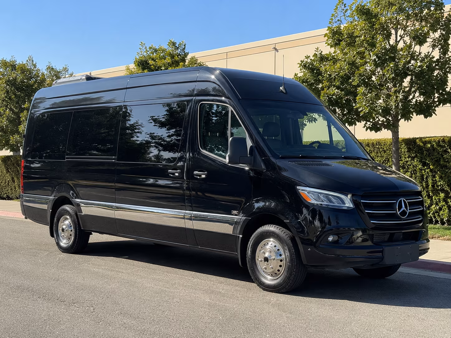 Lakewood Wedding Transportation & Shuttle Service