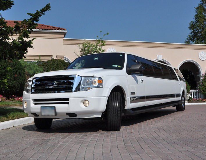 Lakewood 15 Passenger Limo